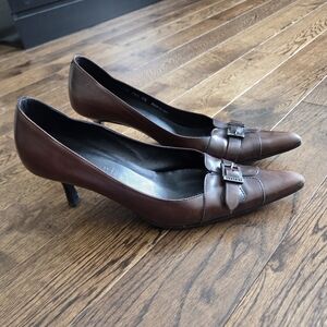 Testoni Chic Brown Leather Buckle Pointy Heels Size 35.5 Made In Italy